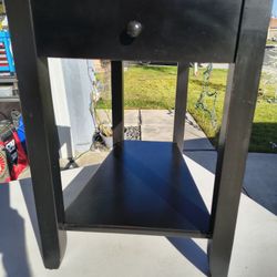 Black End Table/Side Table / Nightstand