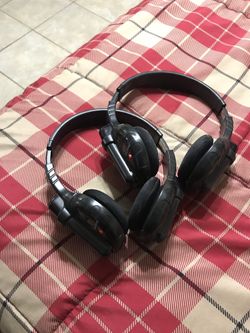 CADILLAC DVD HEADPHONES