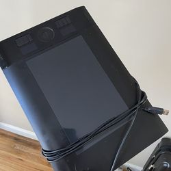 Wacom Tablet Intuos 4 (no Pen)