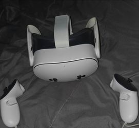 Meta Quest 3S VR Headset
