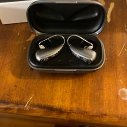 Brand New Hearing Aids 