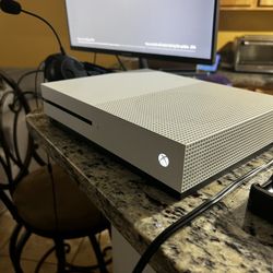 Xbox One S And Additionally With A Monitor