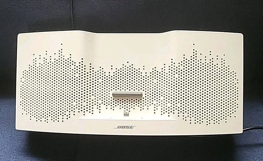Bose SoundDock XT Speaker White Gray iPhone Lightning
