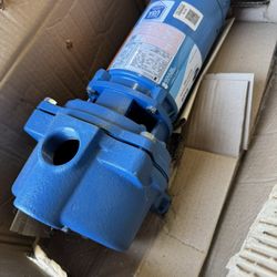 New In Box Goulds Irri-Gator GT-10  1HP  Irrigation Well Pump