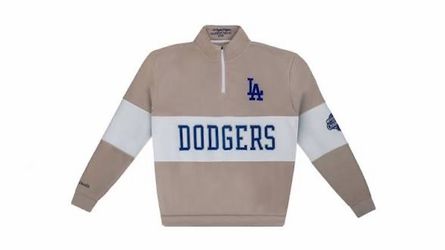 Women’s night hoodie Medium