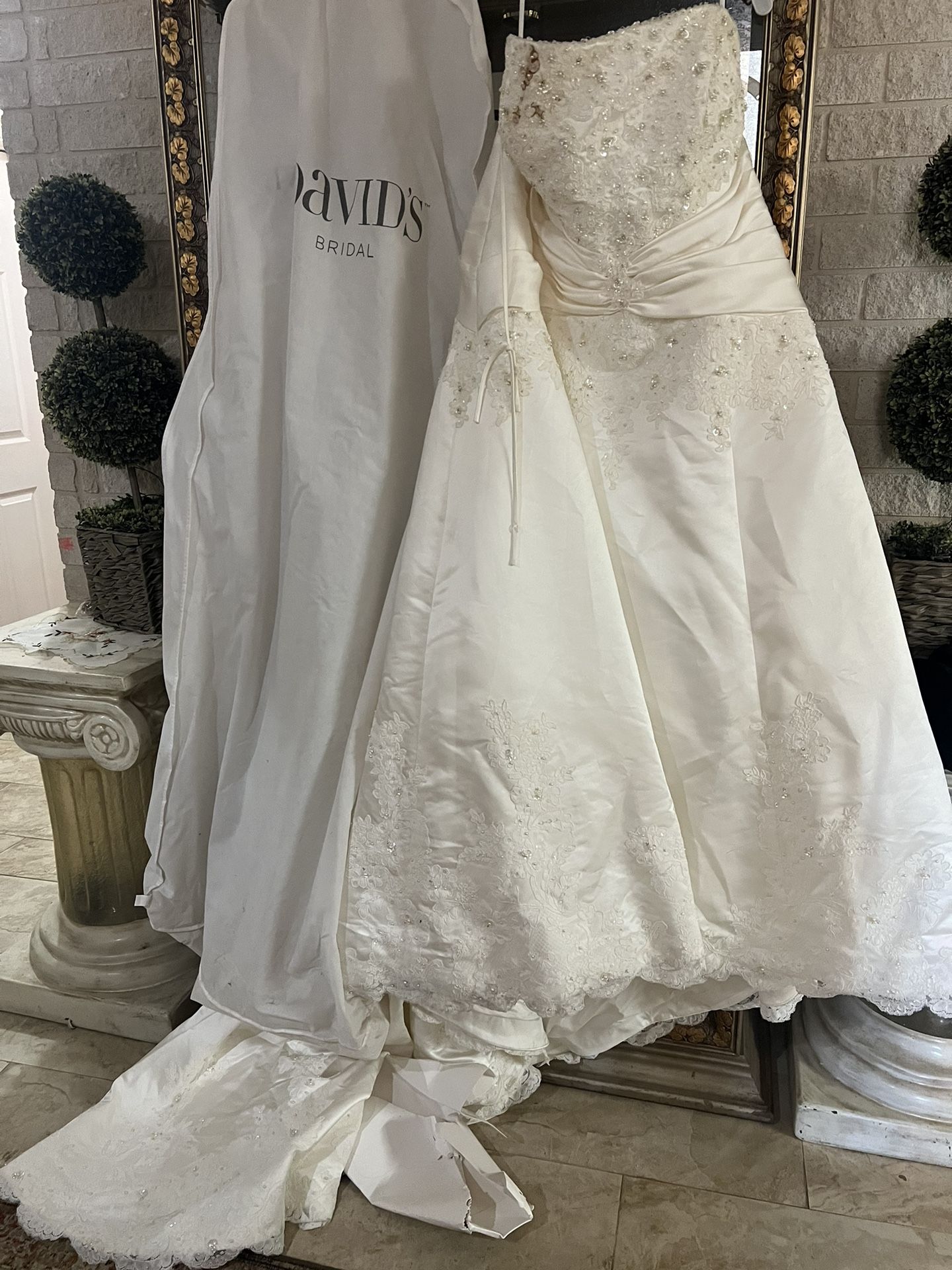David’s Bridal Dress Size 20