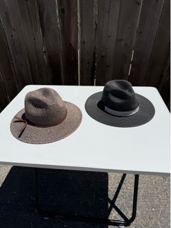 2 Women’s Woven Wide-Brim Hats (Taupe + Black) + Carrying Bag – One Size