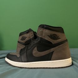 Nike Air Jordan 1 High Palomino Size 11