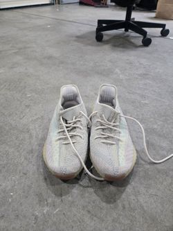 Yezzy shoes