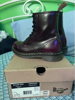 Dr Martens Cherry Red Cambridge Brush