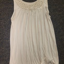 Women's 14-16 Dress Barn bling white long tank Lot 01