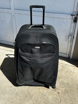 Samsonite Black Softside Rolling Suitcase Upright Luggage Travel Bag 2-Wheel