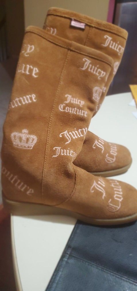 JUICY COUTURE GIRLS BOOTS SIZE 1 NEW