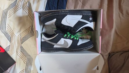 Nike SB Dunk Panda Pigeon size 11