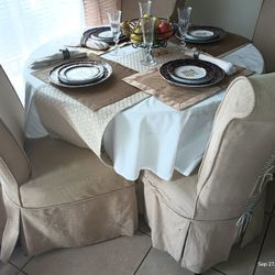 Dining Table +  4 Chairs