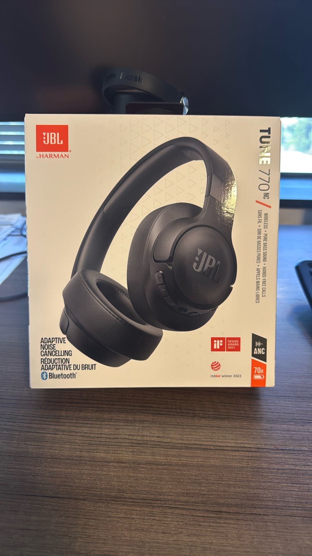 JBL Noise Canceling Wireless Headphones