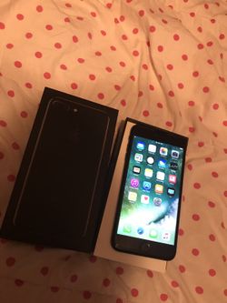 iPhone 7 Plus 128gb jet black factory unlocked