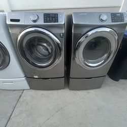  Samsung Washer & Gas Dryer Set Dark Gray looks Like New  For Sale: Samsung Washer and Dryer Set Red Metallic  Large capacity Gas dryer