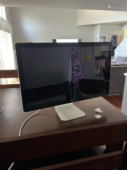 FOR SALE Apple Thunderbolt 27”) - FOR PARTS ONLY - Flawless Uncracked Screen