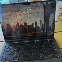 MACBOOK AIR M2 MIDNIGHT BLUE