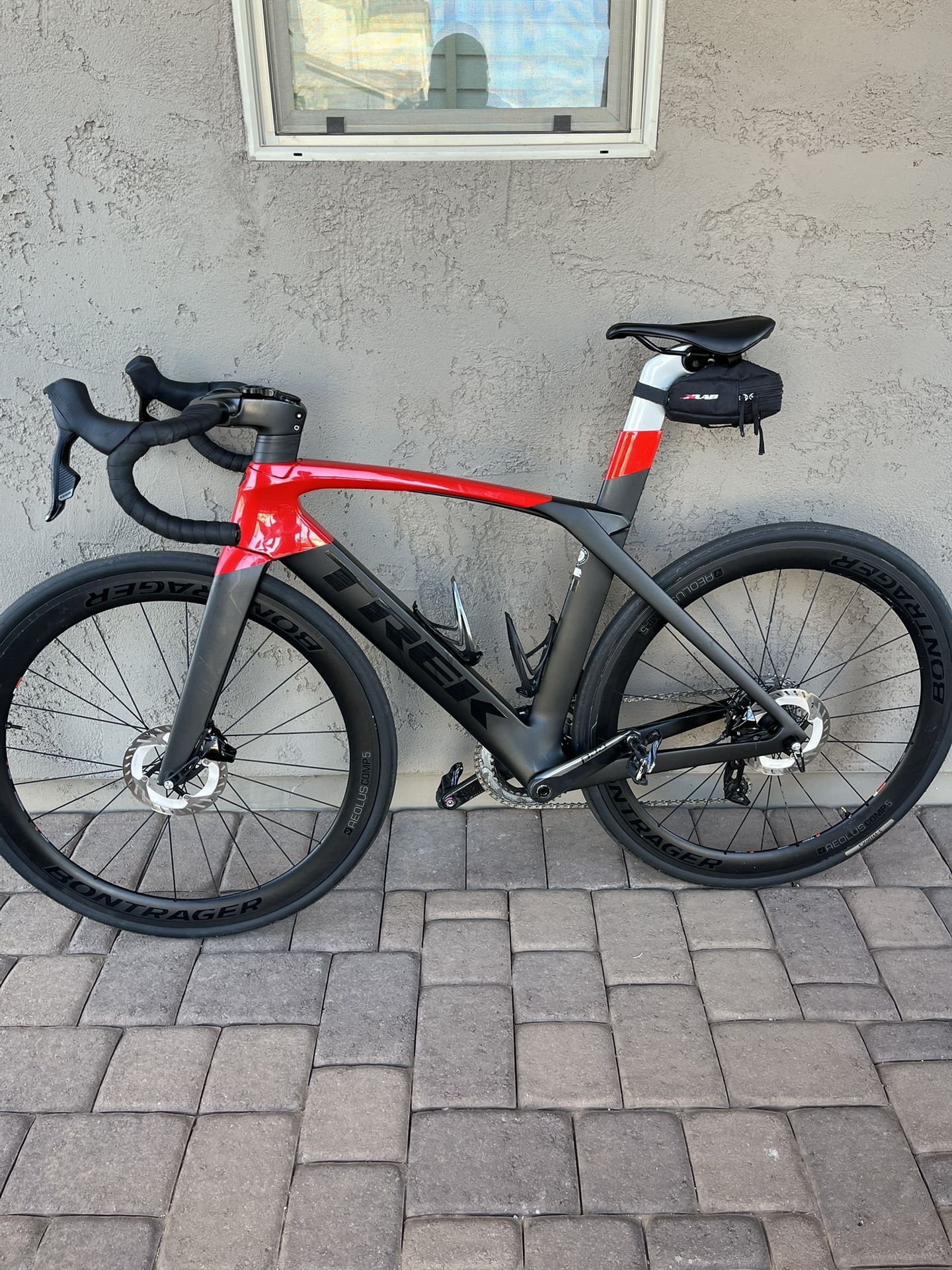 Trek Madone SLR9 54cm