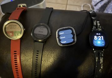 Smart Watch Lot