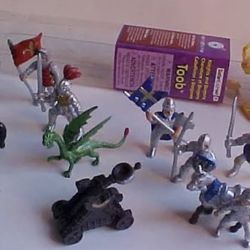 Safari Ltd Knights and Dragon Complete Set 2006 Catapult Medieval w/plastic case