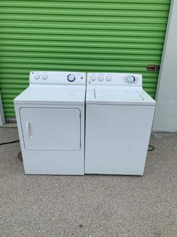 GE Washer and Dryer Set ; Large Capacity