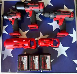 Snap on 18v bundle impact’s drill batteries charger