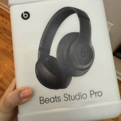 Brand New Box Beats Studio Pro With Apple Warranty 