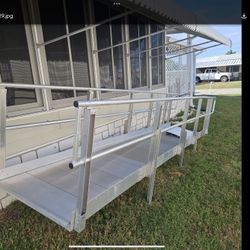 16’ Aluminum Wheelchair/Handicap ramp. 