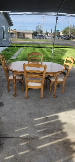 Heavy Duty Table & Chairs