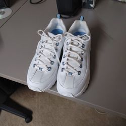 NEW WOMEN'S SHOES!!!