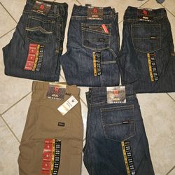 LOT OF 5 BRAND NEW WHITH TAGS ARIAT FR M4 MEN'S WORK PANTS SIZE 40X30 