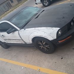 2005 Ford Mustang
