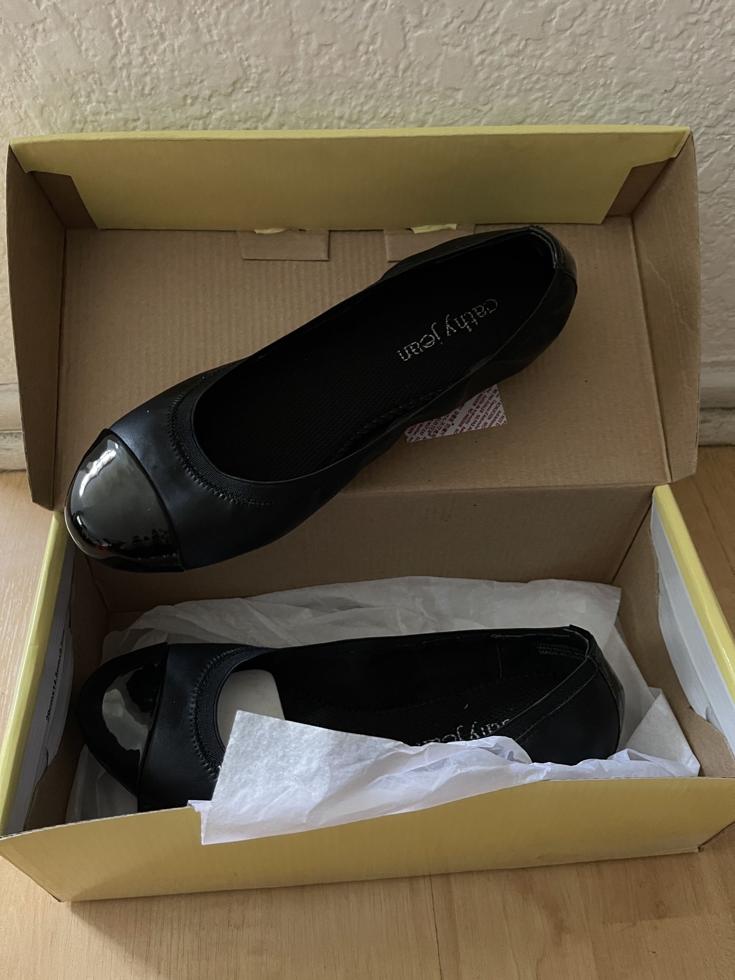 Cathy Jeans Women’s Size 7 Black Flats