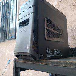 Lenovo PC: Intel Core i7, HDMI, Wi-Fi, 16GB RAM, Windows11 25H2. 1TB Drive.