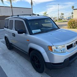 2011 HONDA ELEMENT LX