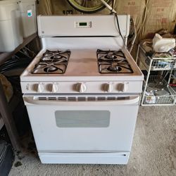 Gas Stove / Range
