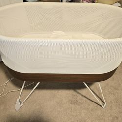 SNOO Smart Sleeper Bassinet