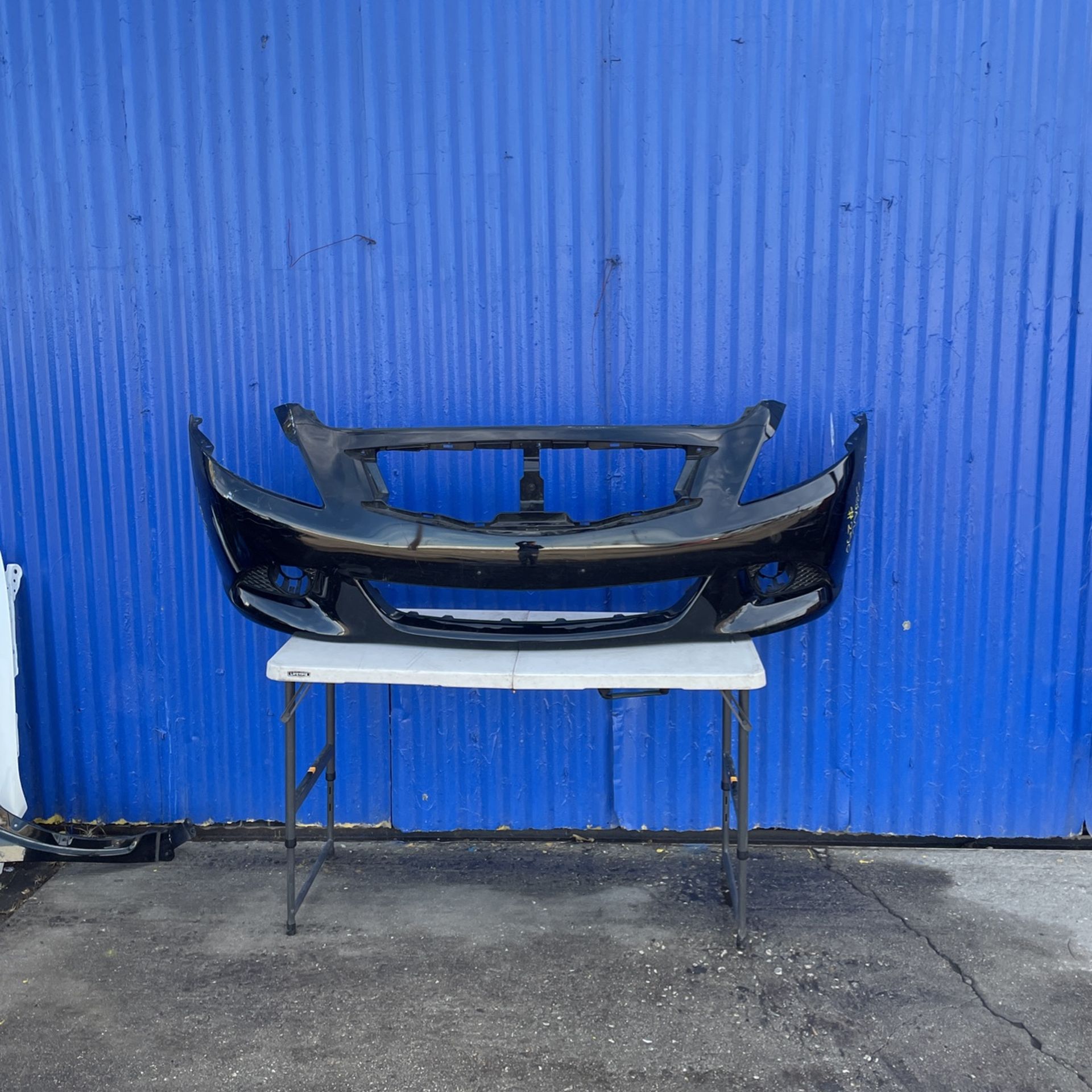 2010-2013 Infiniti G37 Sedan Front Bumper Cover Oem