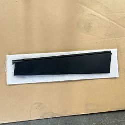 2018-2024 Toyota Camry MOULDING, Rear Door Wi