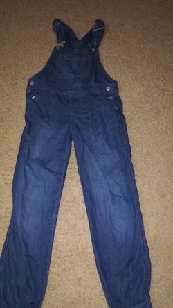 Girls size (6-6x)over alls