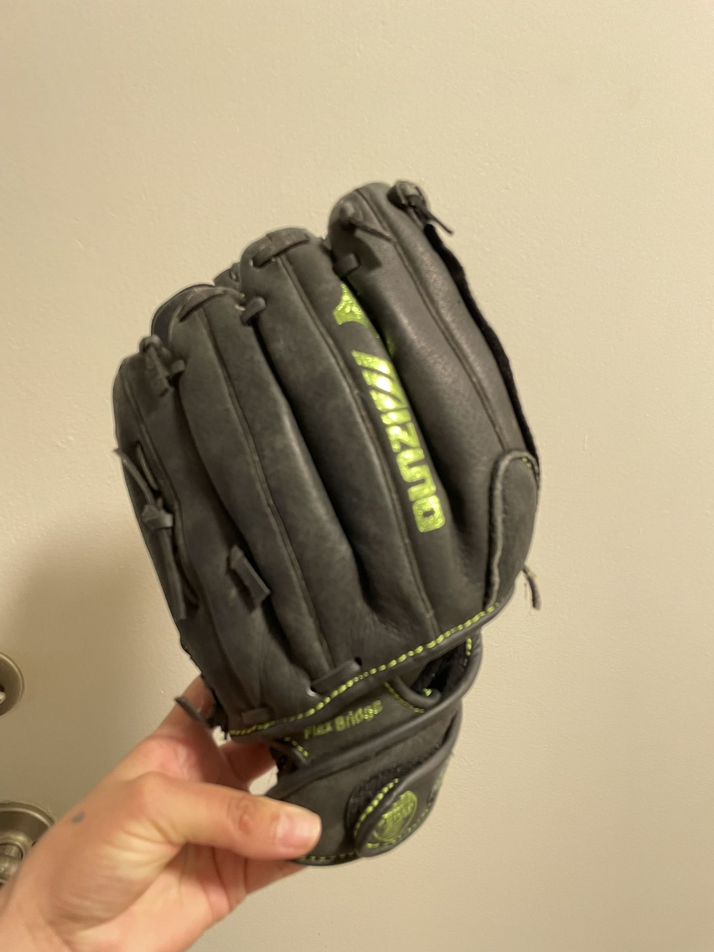 Mizuno glove baseball 12 in