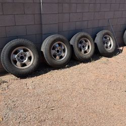 OEM Wheels And Tires 98-05 Silverado, Tahoe, Suburban 