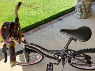 Huffy girls’ 20-inch bike