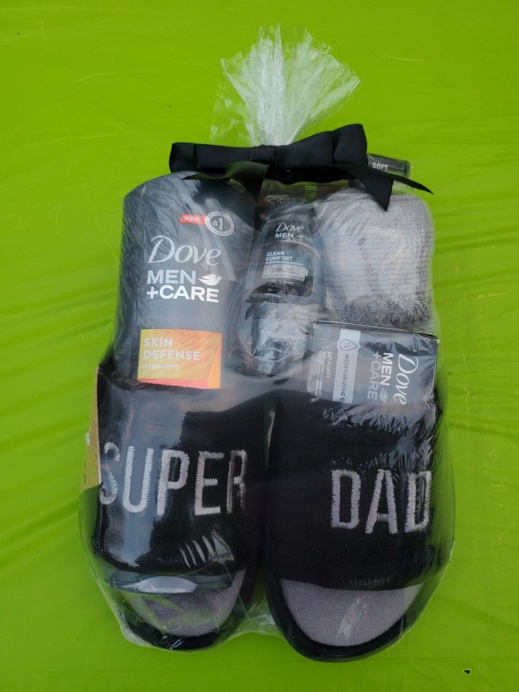 Men Slippers Gift Set Now Available 
