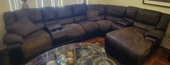 Large Brown Sectional Sofa with Storage Console & Cup Holders