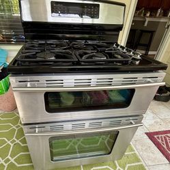 JennAir Double Oven Gas Range