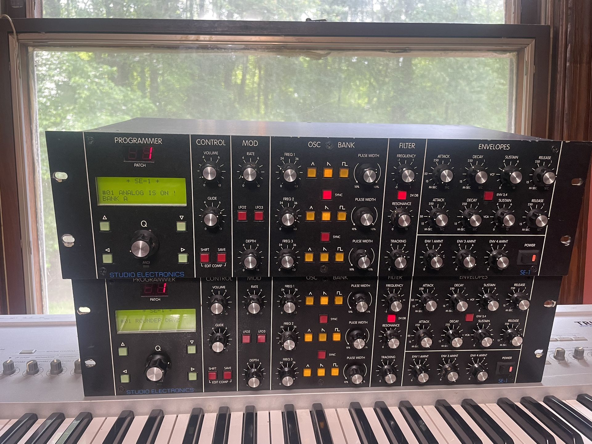 Studio Electronics SE1